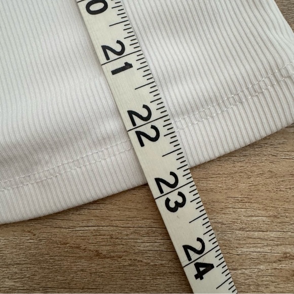 Tahari Modern Essentials Ribbed Tee Shirt - Picture 12 of 12